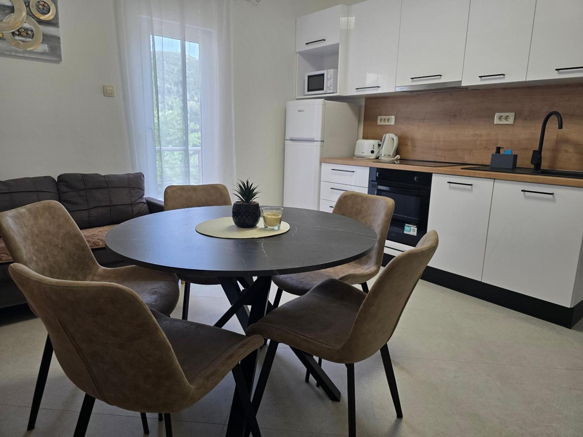 Apartments Marija Supetarska Draga Ngoại thất bức ảnh